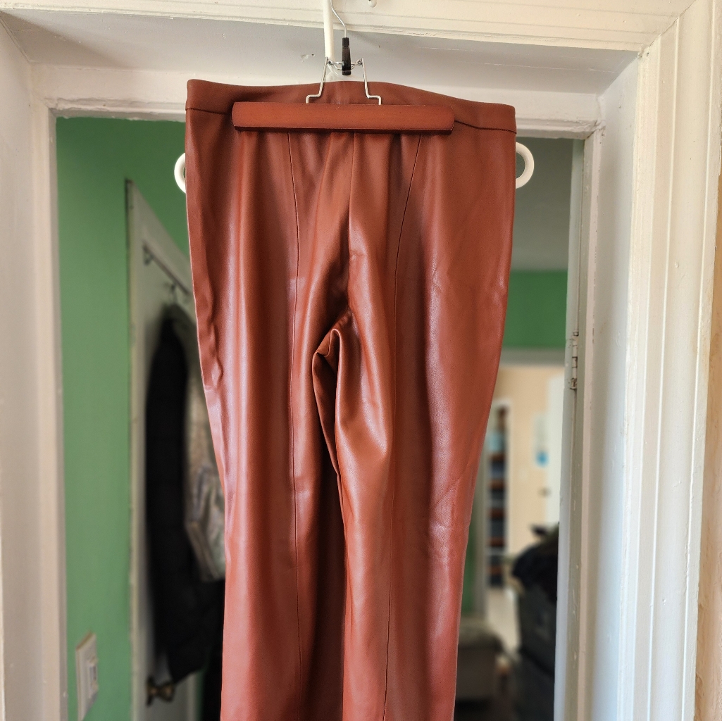 Tahari Women's Wide Legs Leather Pants.
